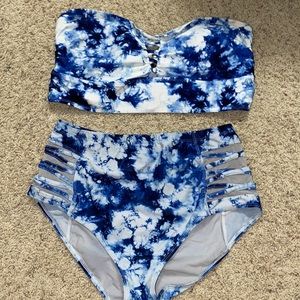 Torrid top & bottom size 1